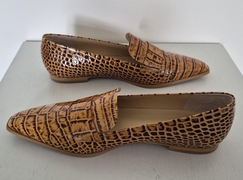Russell bromley totter - &,