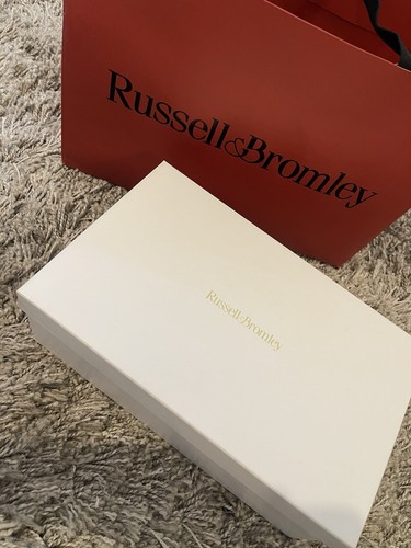 Russell bromley chester - russell, &