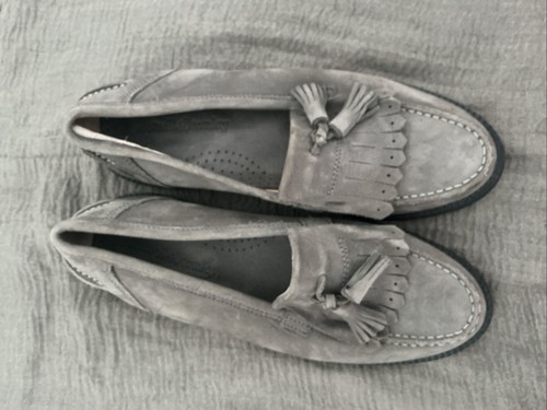 Women russell and bromley - russell,