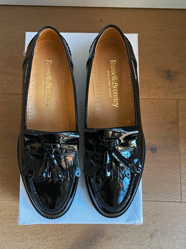 Russell bromley chester - &,