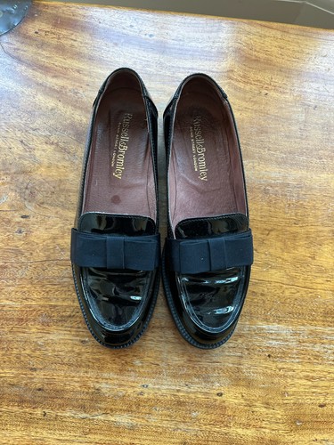 Russell bromley black patent - &,