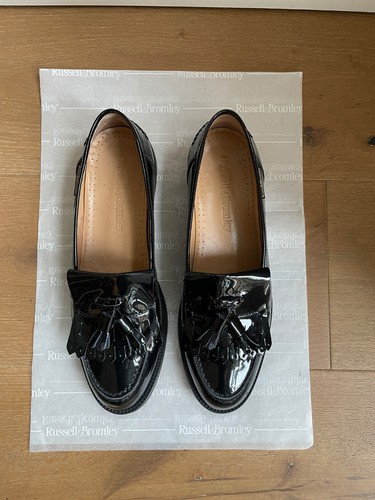 Russell bromley chester - &,